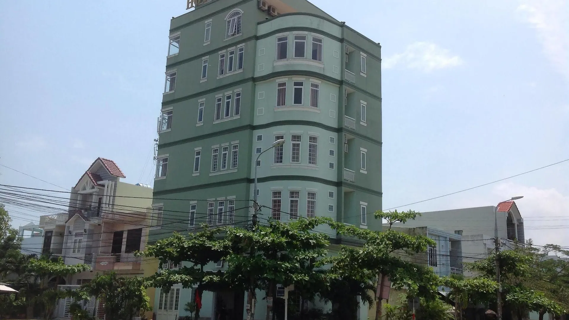 Hung Phat Hotel Da Nang 0*,  Vietnam